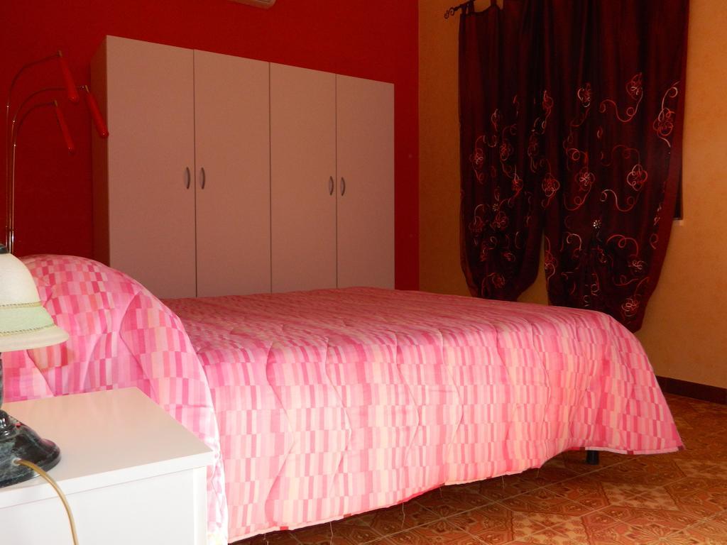 Villa Robinia Massafra Quarto foto
