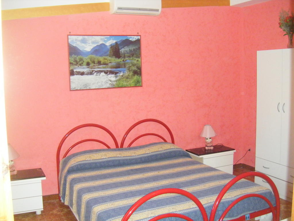 Villa Robinia Massafra Quarto foto